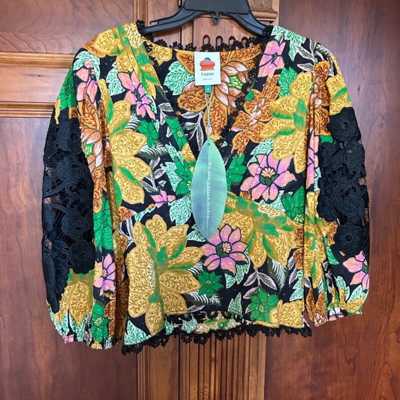 Farm Rio Garden Black Blouse, Size M - Picture 3 of 5